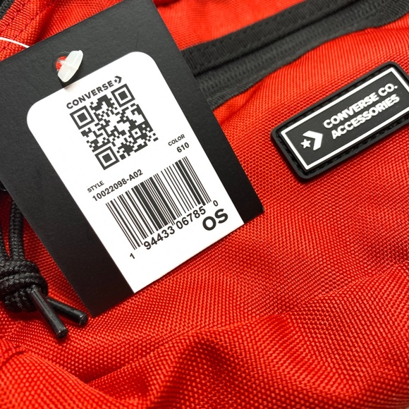 Converse Unisex Sling Pack Black Red Zip Pockets 10022098-A02 - Picture 5 of 5